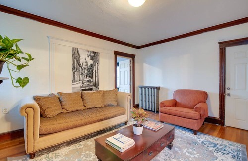 Egleston Square Apartment | Charming Boston Apartment 3 Mi to Fenway Park!