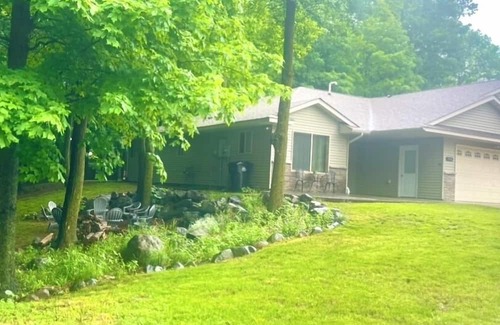 Balsam Lake House | Balsam Lake Retreat, Cozy 2 bedroom 2 bathroom townhome located .5 mi from town!