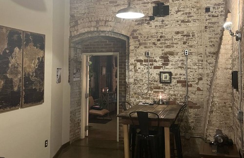 Cabbagetown Apartment | 1,200 sq ft LOFT within walking distance of the Beltline and other shops!