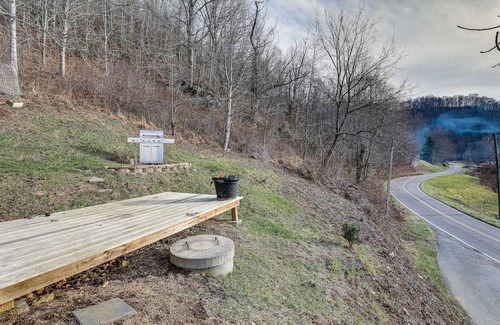Vilas Cottage | Inviting Vilas Cottage: 9 Mi to Downtown Boone!