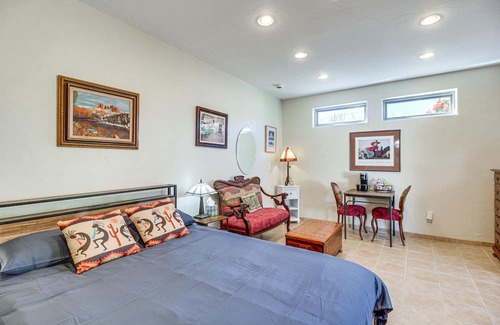 Tucson Apartment | Cozy Tucson Studio Rental w/ Private Patio!