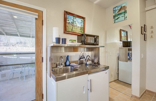 Tucson Apartment | Cozy Tucson Studio Rental w/ Private Patio!