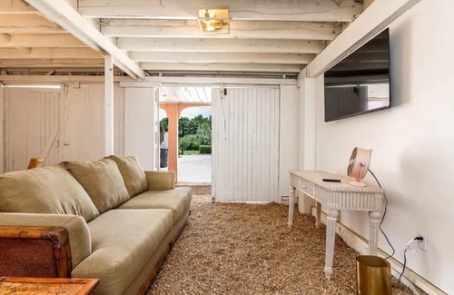 Southwest House | NEW! The Theodora Chase Carriage House - King Beds