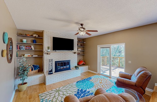 Seneca House | Dog-friendly home near Clemson with tree-lined yard, patio & deck