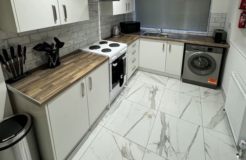 Brierley Hill House | Luxary private detached property.