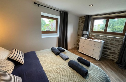 Ploemel Cottage | Cottage 'Gîte D'izel - Rdc' with Private Terrace, Private Garden and Wi-Fi