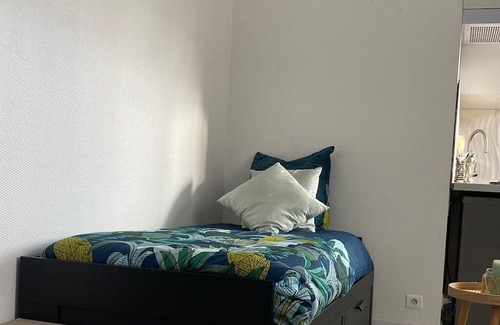 Miroir - Batignolles Apartment | Studio « Flower » - Proche Gare