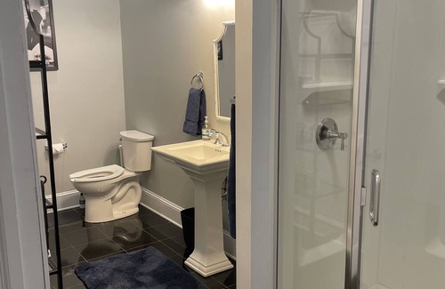 Bethlehem Apartment | Beautiful renovated studio on Historic Bethlehem’s Main Street