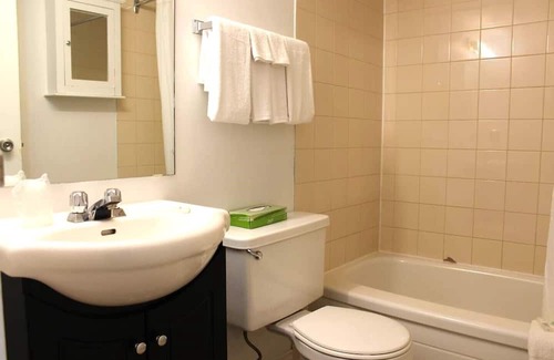 Saskatoon House | Cozy Standard Single Suites