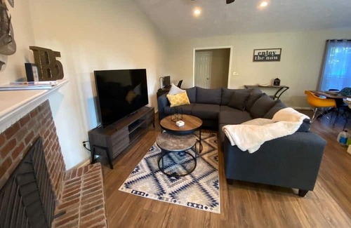 Conestee House | B5 Homes- Discover your vacation Haven in Greenville SC