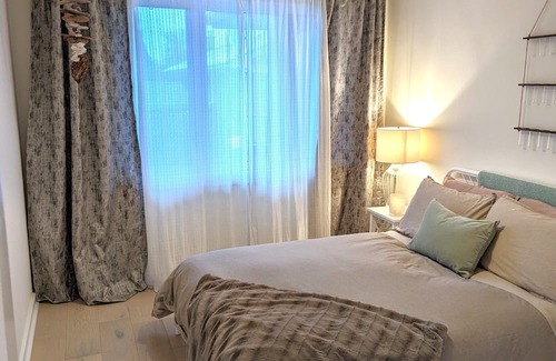 Elmvale - Eastway - Riverview - Riverview Park West House | Cozy oasis for professionals, where comfort & productivity seamlessly converge!