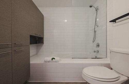 Ahuntsic Apartment | Acadie District 1-Bedroom Condo