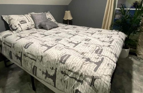 Springfield House | 16 Miles Away From Okemo Ski Areas: Newly Renovated and Fully Furnished Home.