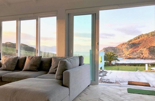Ortigueira House | The Cliffs - Celtigos Beach Resort