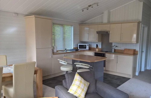 King's Lynn Apartment | Two Bedroom Lodge 7 in North Runcton