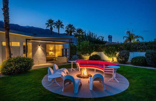 Palm Springs House | The Yellow Door