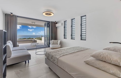 Sabadeco Villa | Villa Regatta, NEW! Exclusive luxurious villa with ocean views and infinity pool!