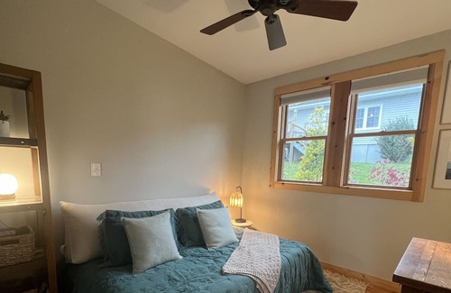 Mars Hill House | Tiny Home in Mars Hill with outdoor sauna , 15 min from downtown Asheville