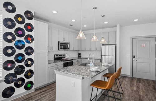 North Nashville Apartment | 9min to DT Nashville - Secluded APT!