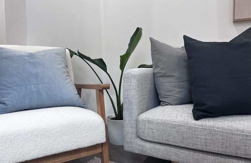 Alexandria House | 3 Bed Terrace - Prime Location, modern comforts