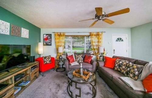 River District Apartment | 2 Bedroom 749286 by Houzlet