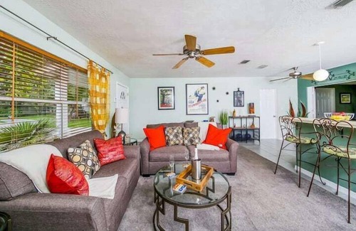 River District Apartment | 2 Bedroom 749286 by Houzlet