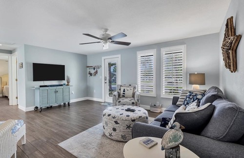 Grove City Apartment | 2 Bedroom House 728747 by Houzlet