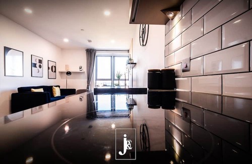 Bracknell Apartment | Pearl of Bracknell - One bedroom