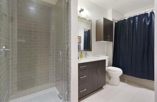 West End Apartment | The Stevie Ray Vaughan Flat Downtown ATX 1BR/1BA