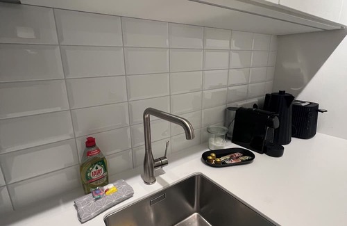 Steinhausen Apartment | Suite One Einsteinstraße