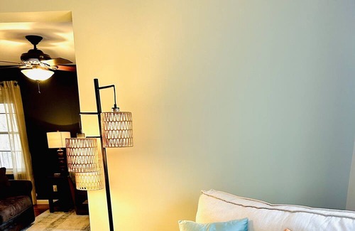 Town of Lloyd House | Cozy mountain getaway in the Hudson Valley