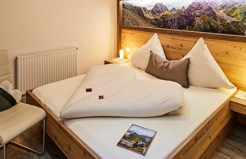 Ried im Oberinntal Apartment | Ferienwohnung Almrose - Apartment Kuprian Tobias
