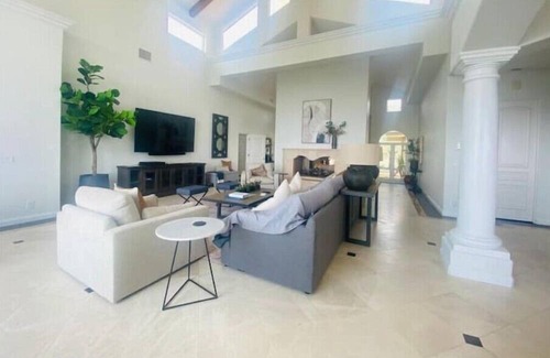 San Marcos House | Hira Moti Luxury Villa San Marcos 3B 3 Bath 2nd floor
