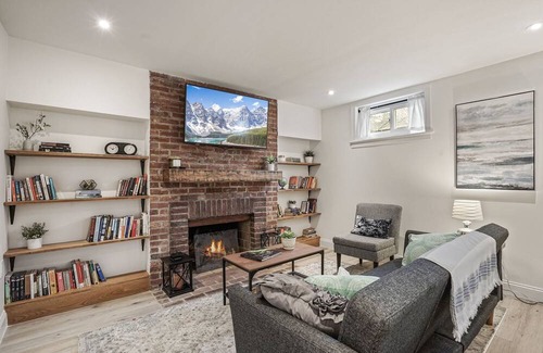 16th Street Heights Apartment | Cozy and modern Basement Apartment in great Washington, DC neighborhood!