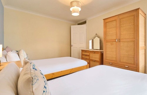 Margate Old Town Cottage | Host & Stay | Cobb Court