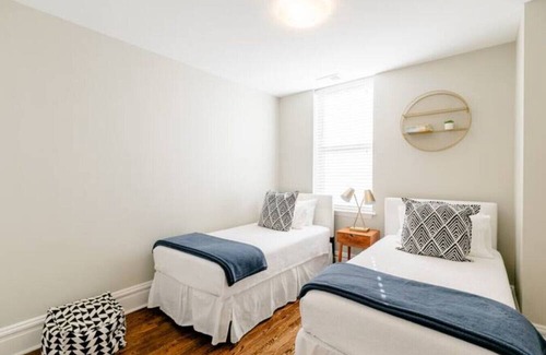 Tower Grove East Apartment | Spacious Tower Grove Oasis Steps from Tower Grove Park