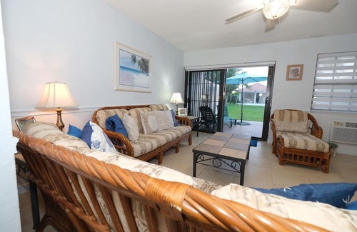 Williams Town Condo | Relaxing Island Retreat