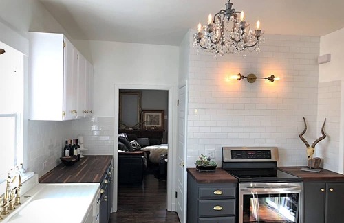 Snowbird House | NEW Historic 1915 Manor, château estate w/ Hot Tub, near downtown SLC