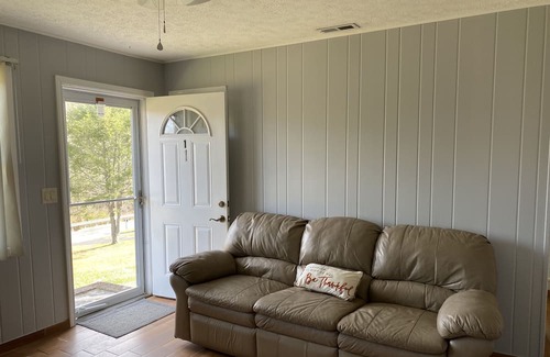 Elizabethton Condo | Fenced yard pets welcome