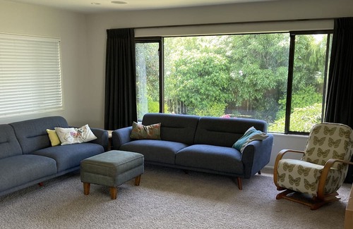 Tahunanui House | Spacious House on Parkers