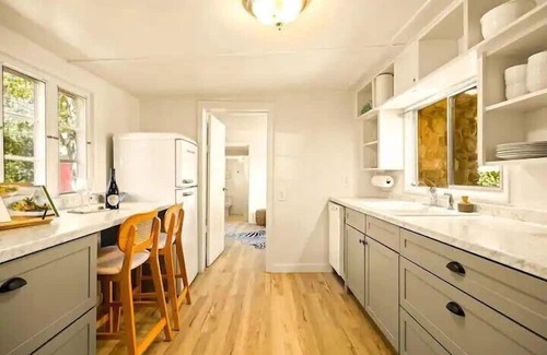 Ventura County House | 15% Off June WkDays- Peaceful Upper Ojai Cottage+Spa