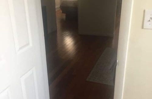 Niskayuna Apartment | Lovely 2 bedroom apartment with free parking