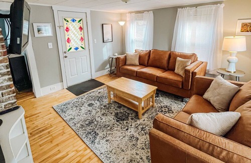 Bradford House | Ski, Snowmobile, and Enjoy the Outdoors in Bradford