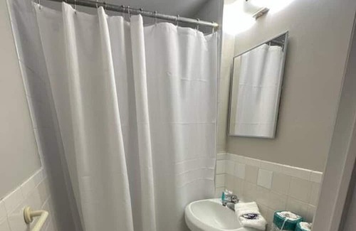 Prudential - St. Botolph Apartment | South End Serene Studio