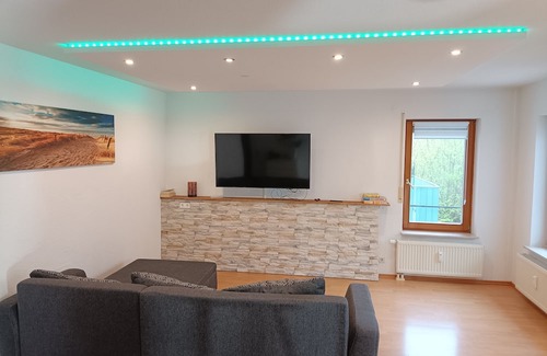 Altdorf Apartment | 2 Zimmer Wohnung mit Balkon und Klimaanlage