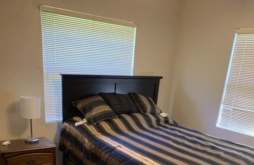Crawfordville House | Tranquility and Convenience