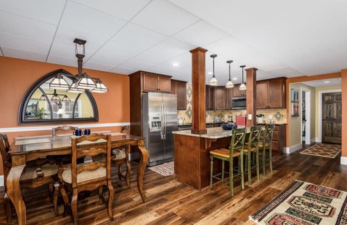 St. Stephens Apartment | Globally Inspired Boutique Suite Warm, Unique and Welcoming🌎