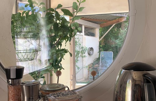 Le Martinet House | Alcohol-free, smoke-free and vegetarian HOUSE OF CONSCIENCE!
