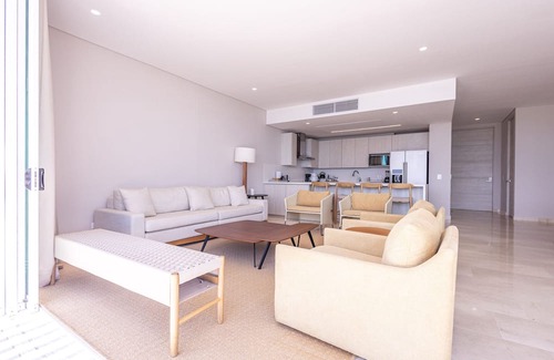 Porto Nao Apartment | Best Caribbean Sea Views: 3BR Penthouse F1