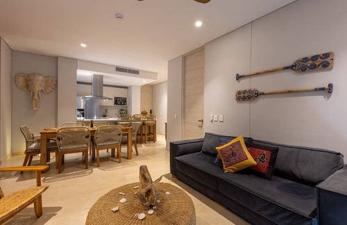Porto Nao Apartment | New 3BR Ocean View apt at Calablanca B6